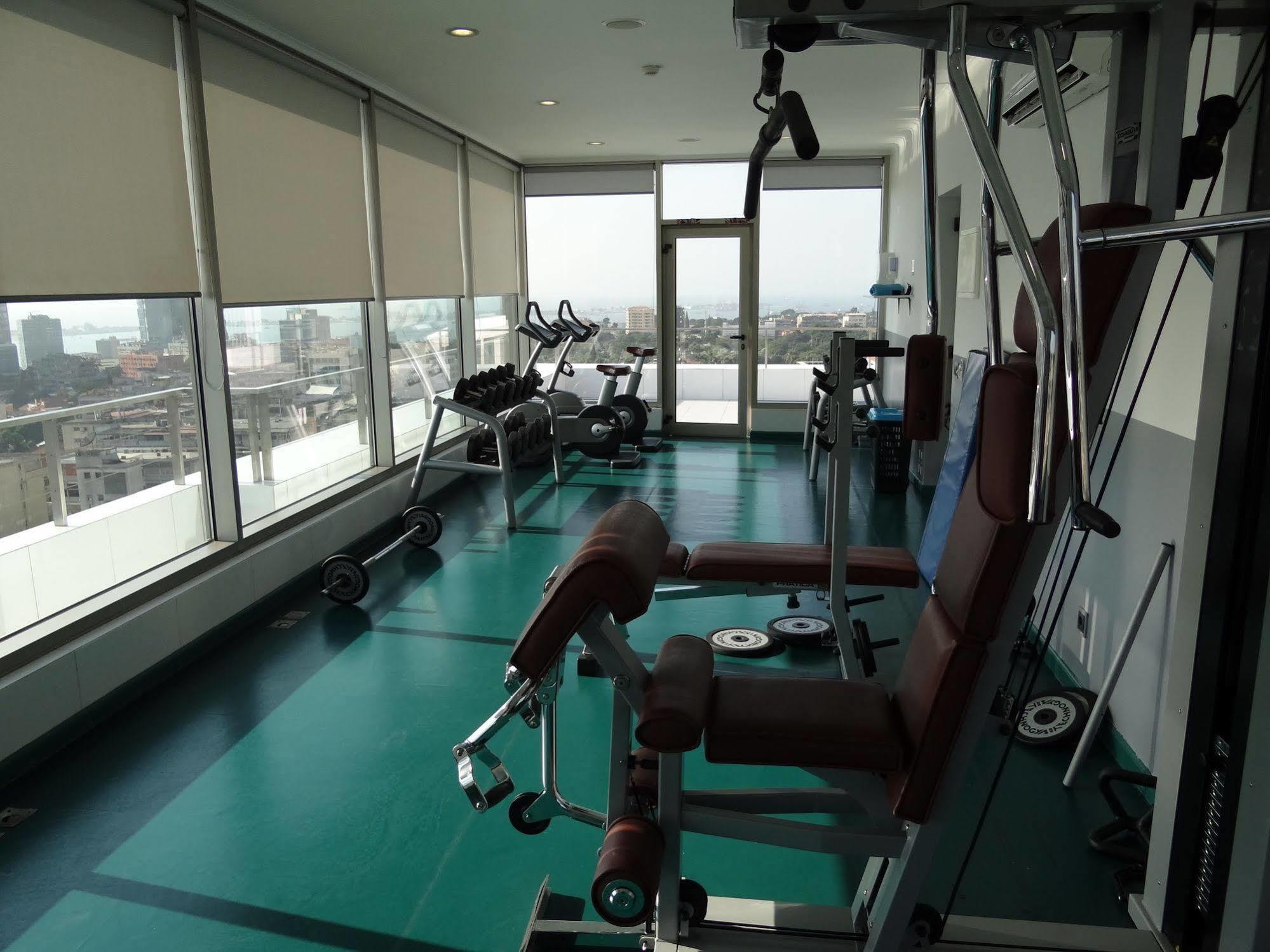 Rk Suite Hotel Luanda Esterno foto