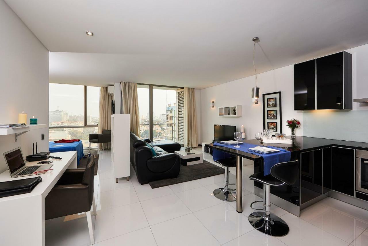 Rk Suite Hotel Luanda Esterno foto